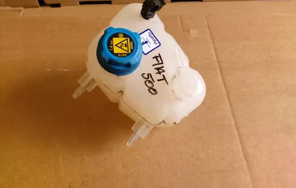 Fiat 500 Coolant expansion tank/reservoir