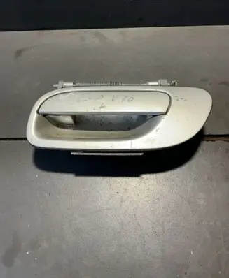 Volvo V70 Front door exterior handle 9159639