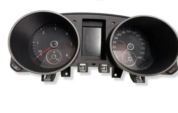 Volkswagen Golf VI Speedometer (instrument cluster) 5K0920870E 0905020967