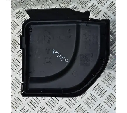 Peugeot 5008 Fuse box cover 9658418180