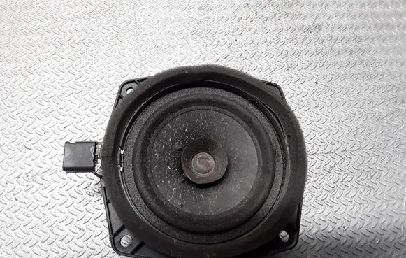 Mitsubishi Colt CZ3 Front door speaker MN141417