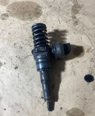 Volkswagen Sharan Fuel injector 0414720036 038130073AH