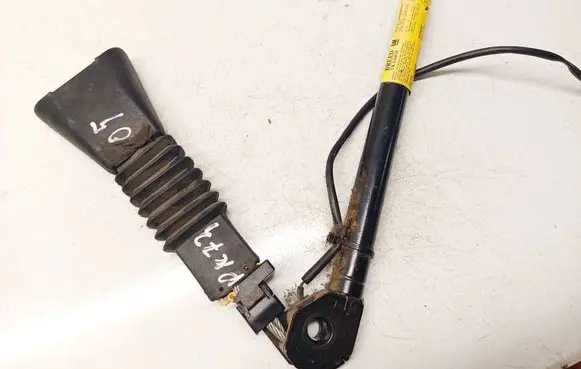 Peugeot 206 Front seatbelt buckle 90560655