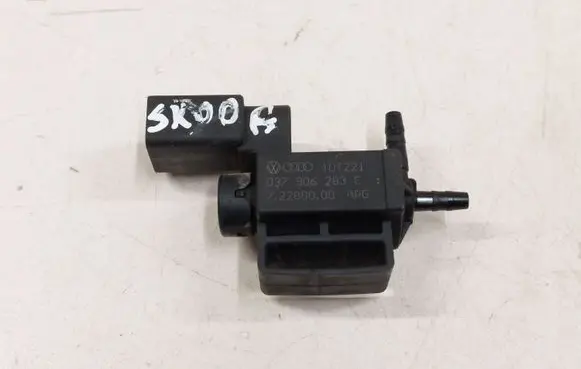 Skoda Octavia Mk2 (1Z) Turbo solenoid valve 037906283C 72288000