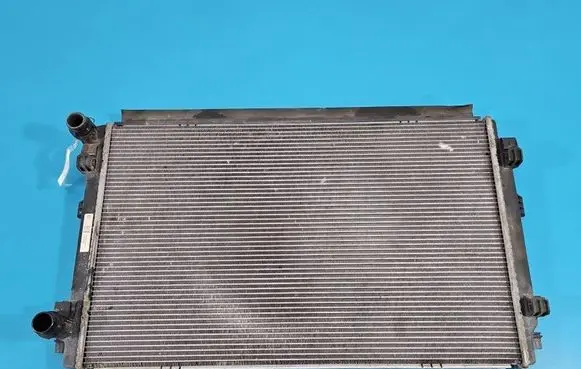 Seat Leon (5F) Coolant radiator 5Q0121251ER IMPRK1583128
