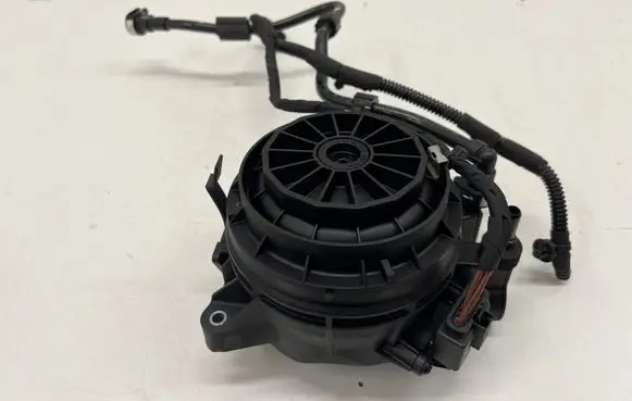 Mercedes-Benz E W214 Fuel filter A0029907917