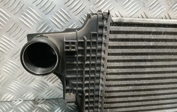 Mercedes-Benz R W251 Intercooler radiator