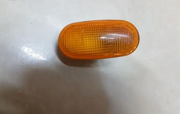 Mitsubishi L200 Front fender indicator light 0464852