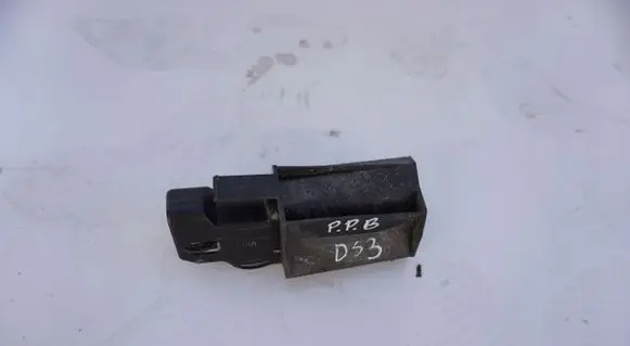Citroen DS3 Fender mounting bracket