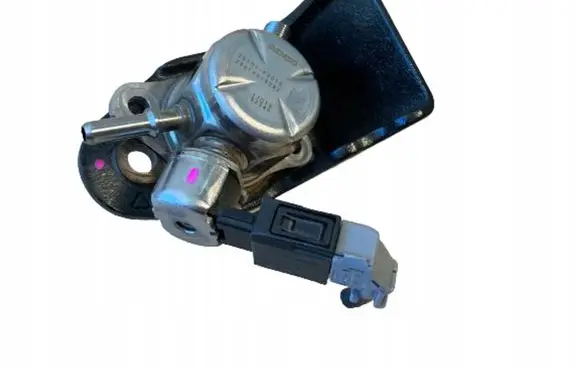 Toyota Corolla E210 E21 Fuel injection high pressure pump 23101F2010