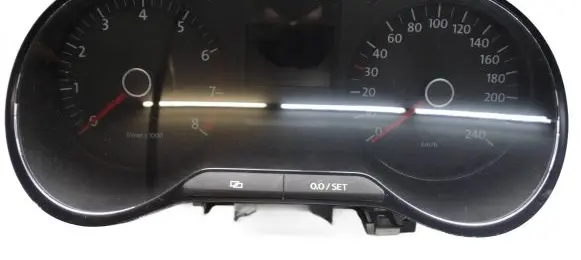 Volkswagen Polo V 6R Speedometer (instrument cluster) 6RF920860