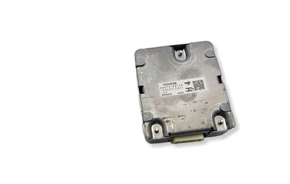 Toyota Yaris XP210 Other devices 8657252170