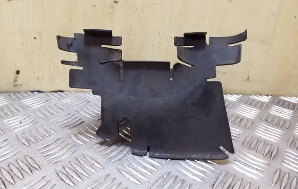 Volvo XC60 Intercooler air channel guide 31294170