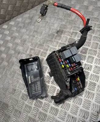 Volvo XC60 Fuse box set 6G9T14A076MB K067R