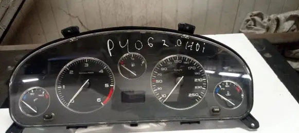 Peugeot 406 Speedometer (instrument cluster) 9644231380