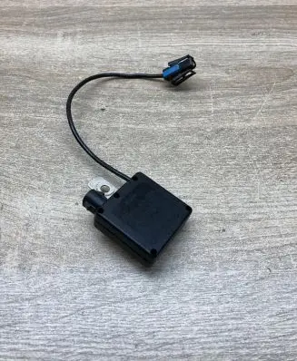 BMW X5 E53 Antenna control unit 8380945 162684