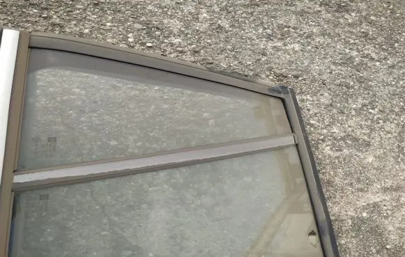 Opel Vectra C Rear vent window glass 