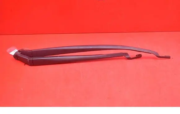 Toyota Auris E180 Front wiper blade arm 3451979