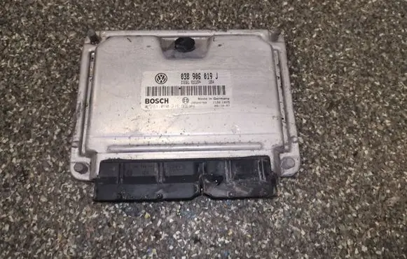 Volkswagen Sharan Engine control unit/module 038906019J