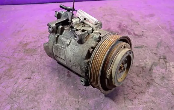 Renault Megane III Air conditioning (A/C) compressor (pump) 4471605790