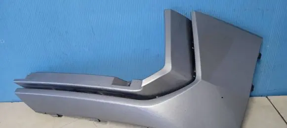 Volkswagen Tiguan Front bumper corner part panel trim 5NA853211C