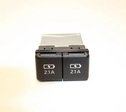 Toyota RAV 4 (XA50) USB socket connector 8553242010