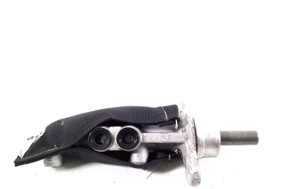 Renault Trafic III (X82) Master brake cylinder 460112992R