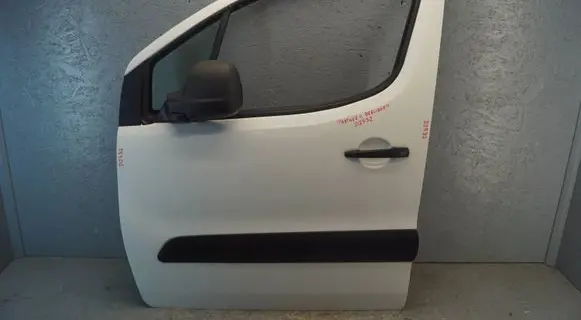 Peugeot Partner Front door