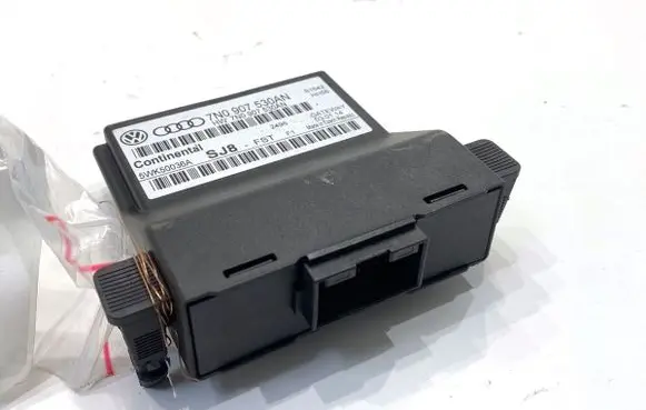 Volkswagen PASSAT B7 Gateway control module 7N0907530AN