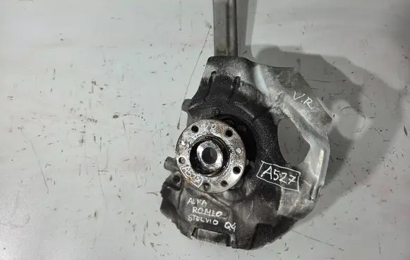 Alfa Romeo Stelvio Front wheel hub spindle knuckle 50541554