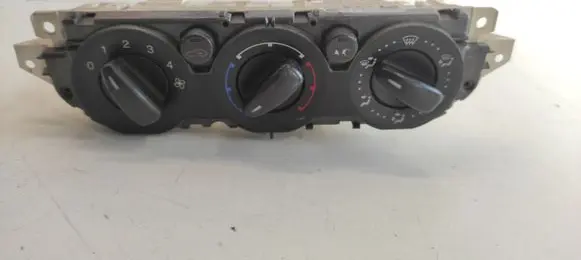 Ford Focus C-MAX Climate control unit 3M5T79980BC 0080 69607321