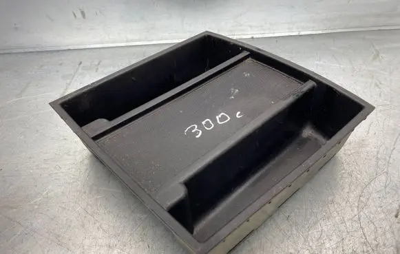 Chrysler 300 - 300C Glove box pad 04595985AA 48876A