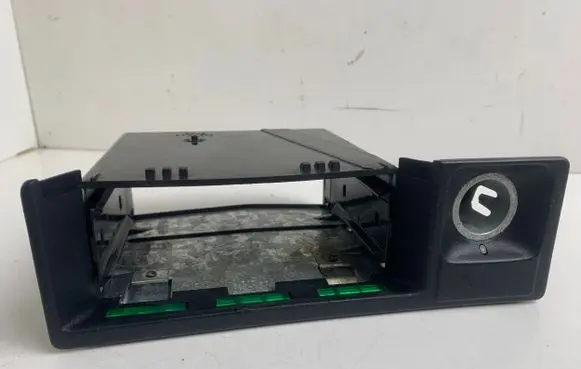 Saab 9000 CS Ashtray (front) 9778226