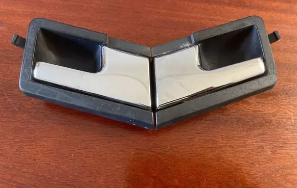Cadillac CTS Front door interior handle 701837019A 7D0837020B 7D0837019B