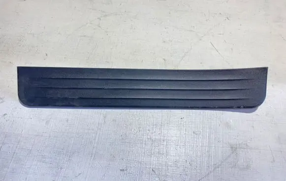 Infiniti Q70 Y51 Rear sill trim cover 769B31MA0A