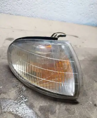 Hyundai Lantra I Front indicator light 92302285
