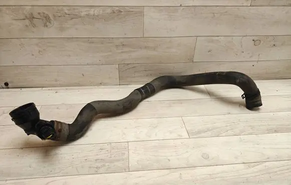 Skoda Octavia Mk2 (1Z) Engine coolant pipe/hose 1K0122291AD