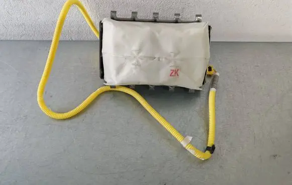 Subaru XV I Passenger airbag TG10B02004 WK90TL15258 0589P1000221