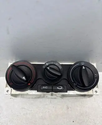 Seat Leon (1M) Climate control unit 1M0820045C 901512240000 666951V01
