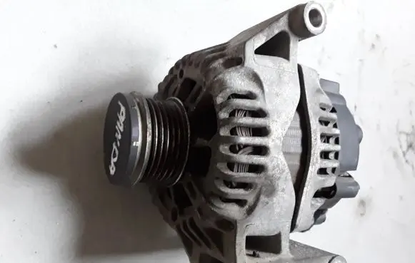 Fiat Panda III Generator/alternator 51784845