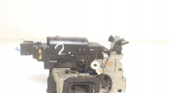 Dacia Dokker Front door lock