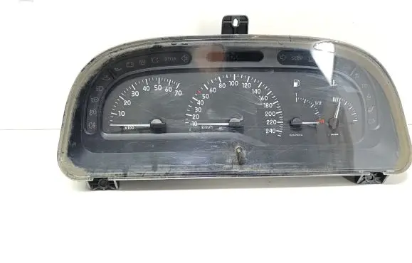 Renault Laguna I Speedometer (instrument cluster) 21623667