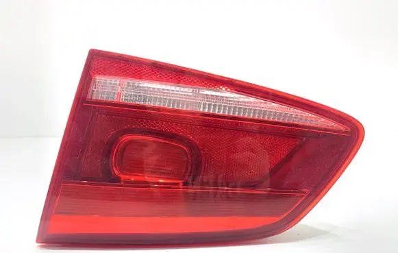 Volkswagen PASSAT B7 Rear/tail lights 3AF945094M