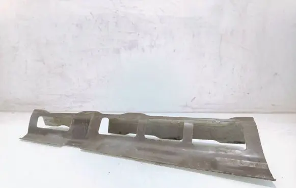 Skoda Octavia Mk2 (1Z) Fender mounting bracket 1Z0821162R