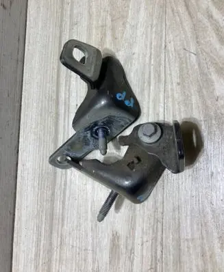 Ford Fiesta Front door hinge set H1BBA22800AD