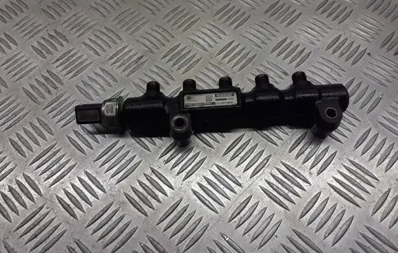 Ford Focus Fuel main line pipe 9654592680