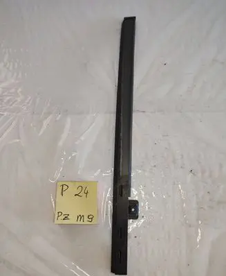 Opel Vectra C Sliding door lower roller guide/hinge 3215464