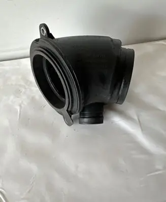 Audi Q7 4M Turbo air intake inlet pipe/hose 059129955Ak
