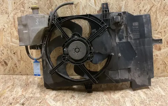 Nissan Note (E11) Electric radiator cooling fan 1831491016
