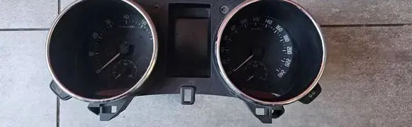 Skoda Yeti (5L) Speedometer (instrument cluster) 5L0920840S 1473926500